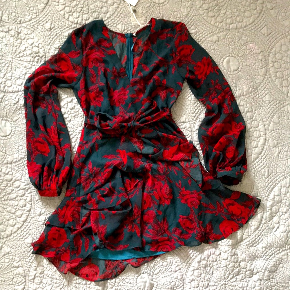 NWT dress with tie